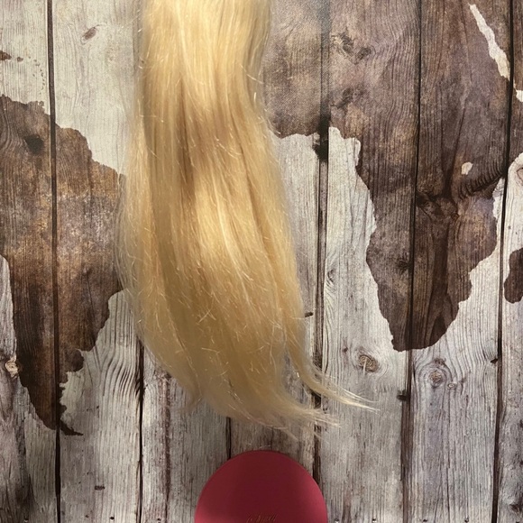 Used Luxy Hair Extensions 20" Clip-ins ponytail Platinum Blonde - Picture 2 of 6
